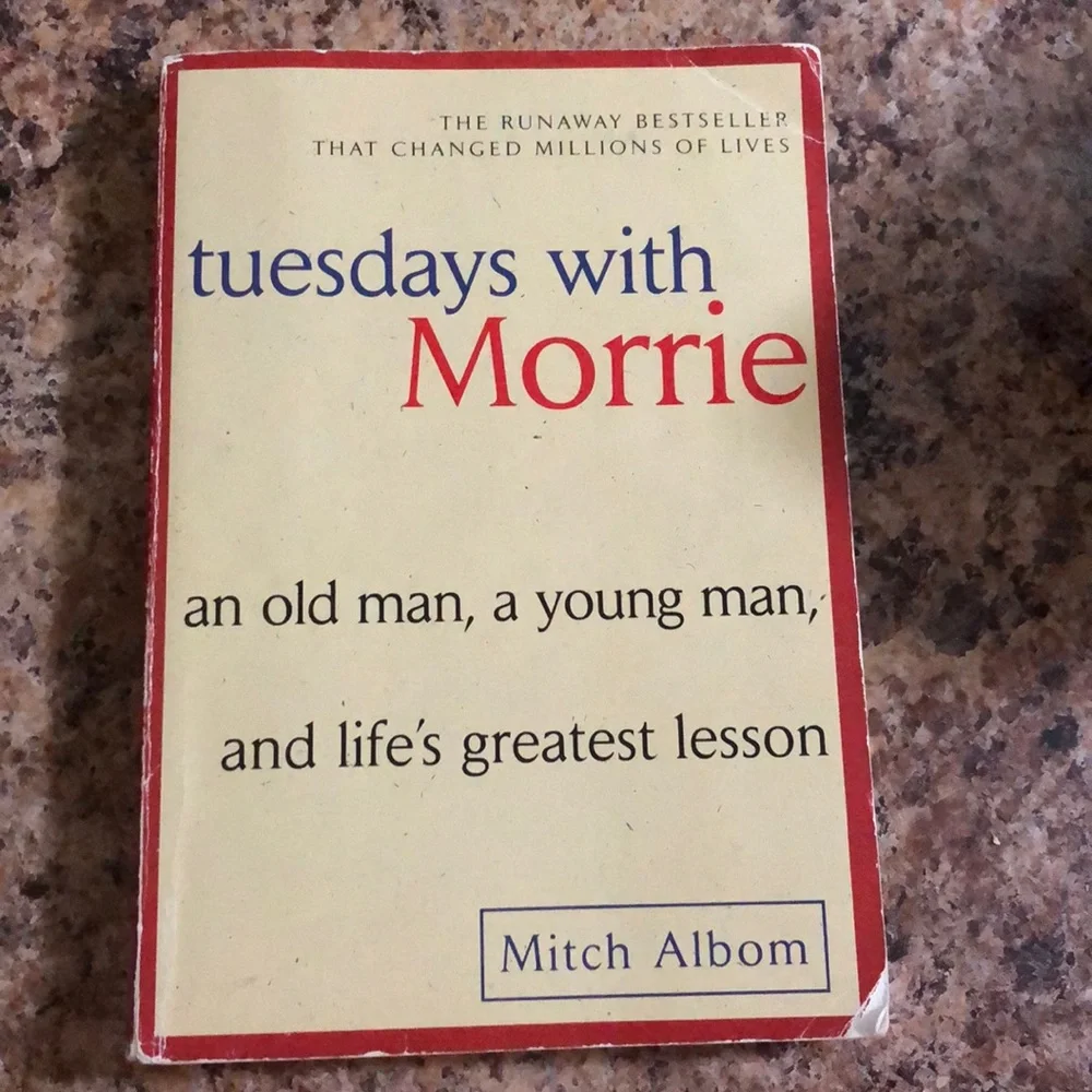 Tuesdays with Morris paperback by Mitch Albom